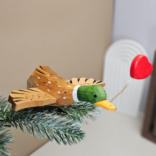 Mallard with Red Heart Clip-On Wooden Ornament – Rustic Holiday Charm