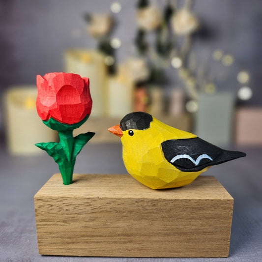 American Goldfinch B wiht Rose - Wooden Islands