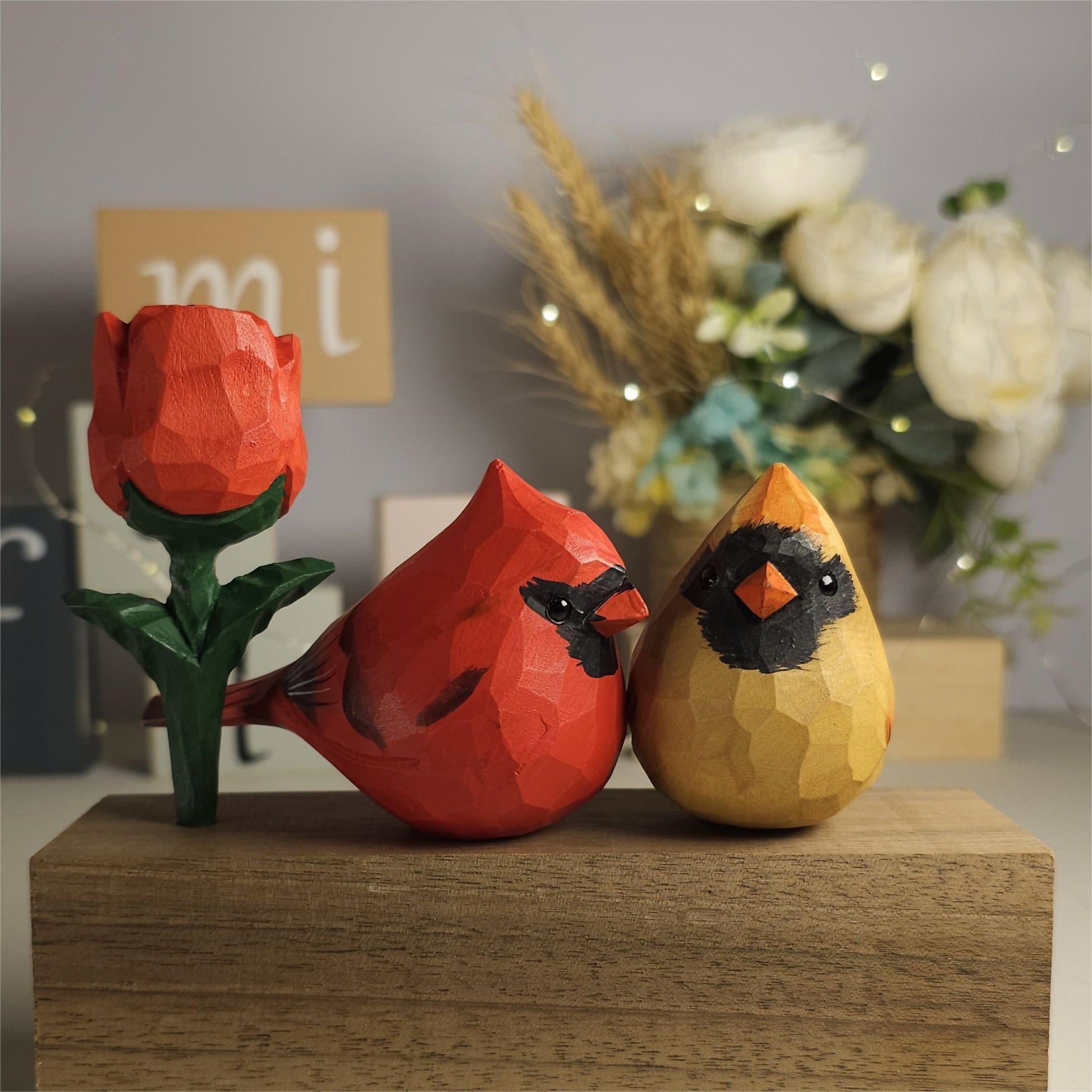 Cardinal Couple Figurine with Wooden Rose - Wooden Islands
