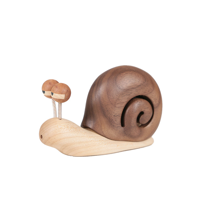 Enchanting Wooden Snail Diffuser Decoration - Handcrafted Aromatherapy Delight