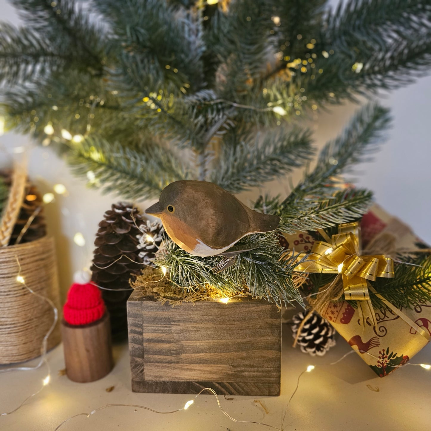 European Robin Clip-on Bird Ornament