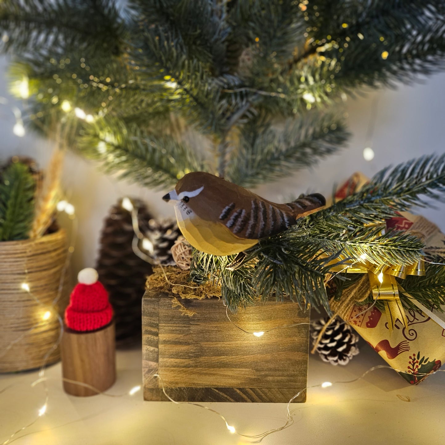 Carolina Wrens Clip-on Bird Ornament