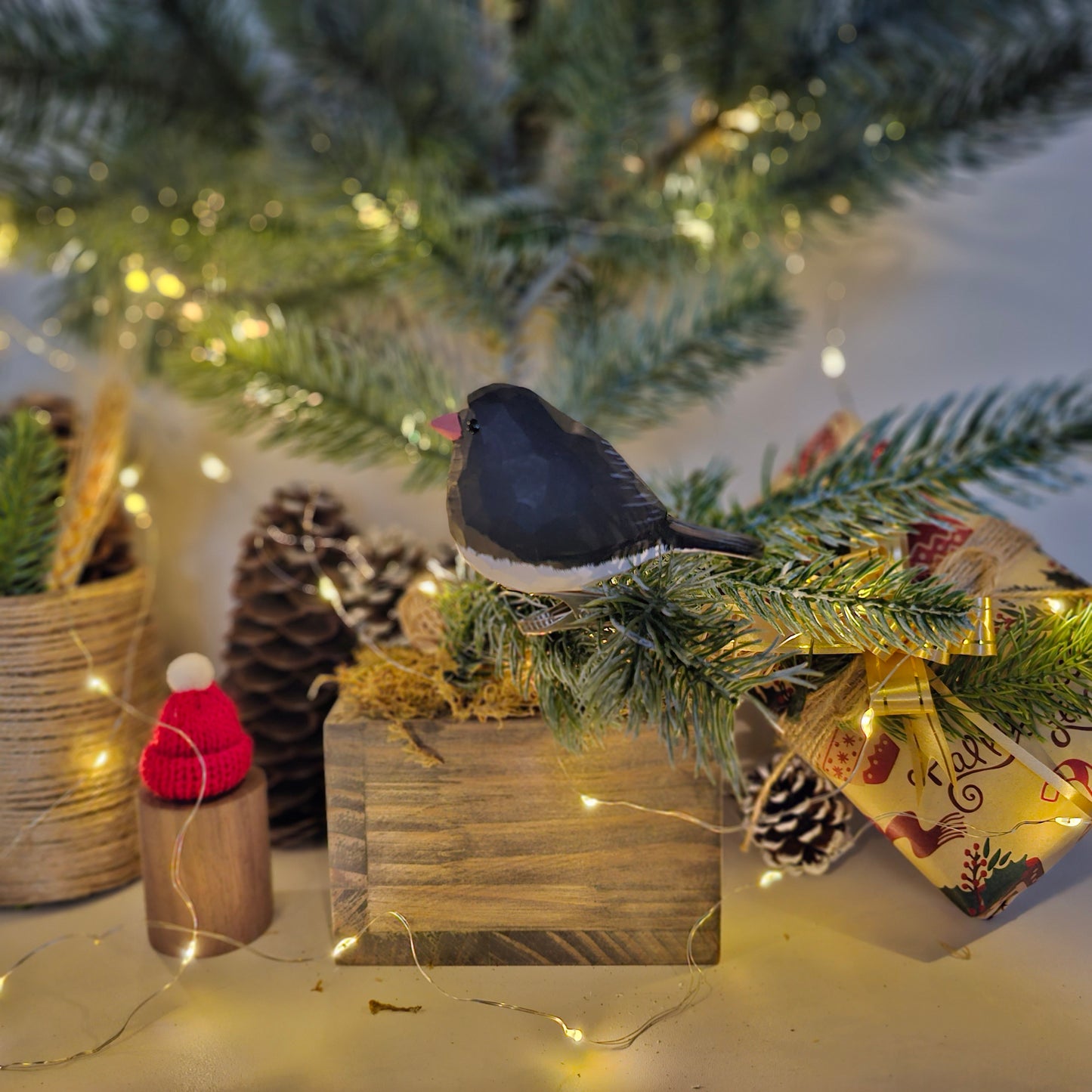 Junco Clip-on Bird Ornament