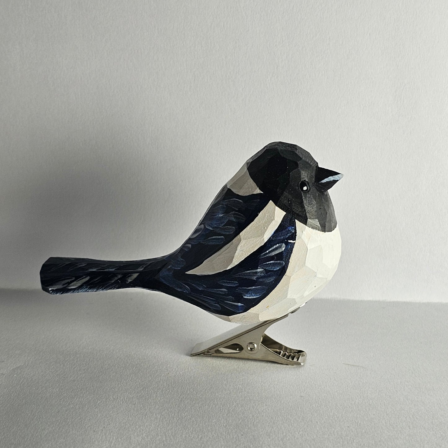 Magpie Clip-on Bird Ornament