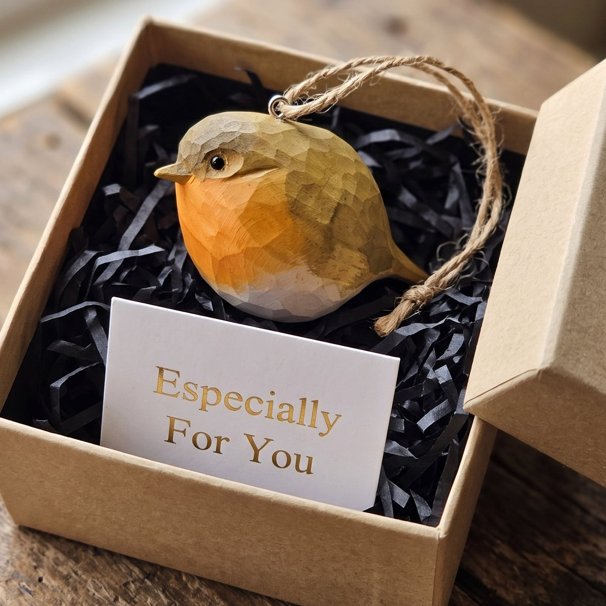 Hand-painted European robin wooden ornament gift set in a kraft box with jute loop