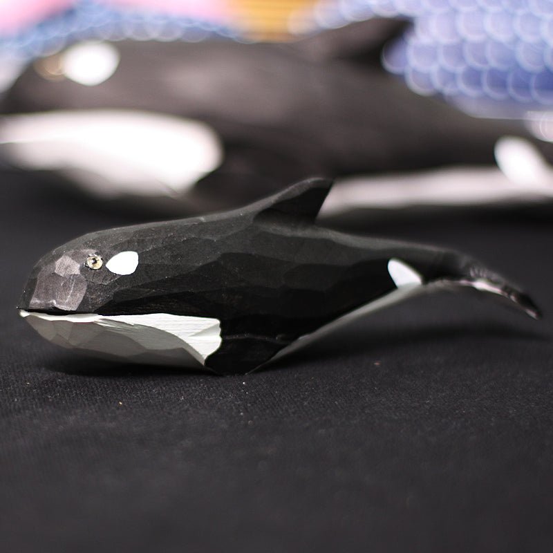 Hand-Painted Wooden Orca Killer Whale Figurine – Captivating Marine Decor - Wooden Islands