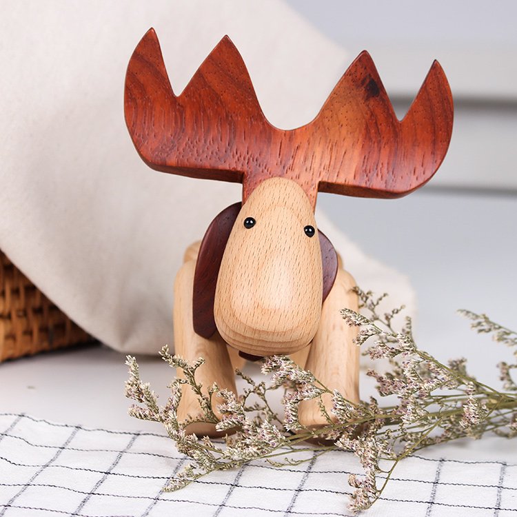 Moose Figurines Handmade Wooden Sculpture Decorations - Wooden Islands