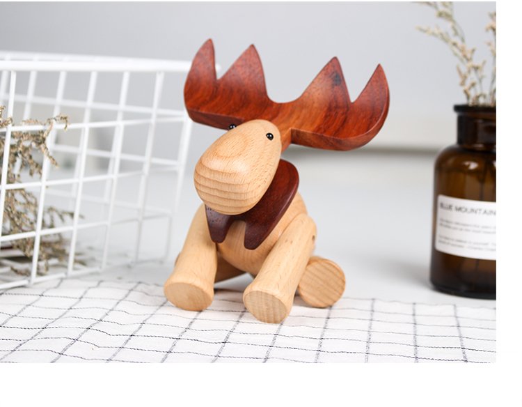 Moose Figurines Handmade Wooden Sculpture Decorations - Wooden Islands