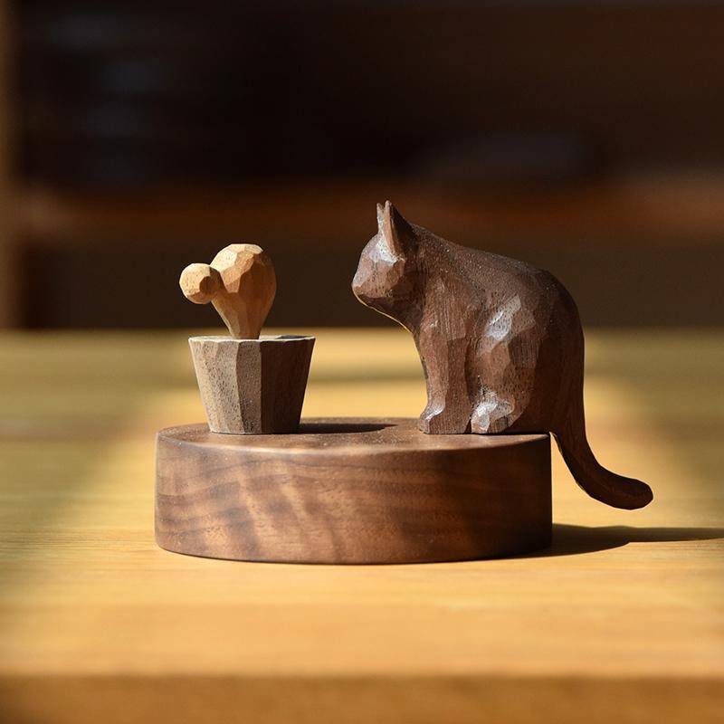 Wooden Hand-Carved Diffuser Decor for Essential oils Cat Meet with Meat DC - Wooden Islands