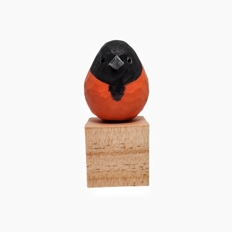 Baltimore Oriole Bird Figurine Hand Carved And Painted - Wooden Islands