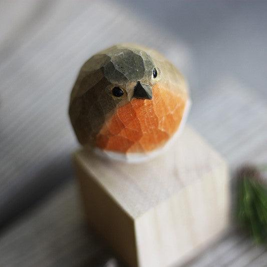 European robin Bird Figurines Hand Carved Painted Wooden - Wooden Islands