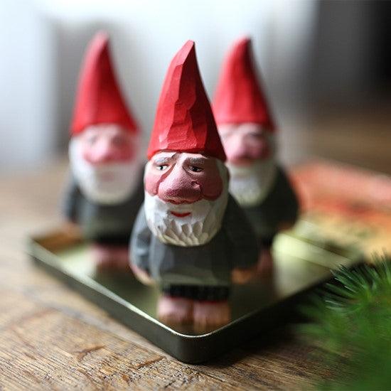 Santa Claus Figurines | Hand Carved Painted Wooden Statue Home Decor sculpture Christmas ornaments - Wooden Islands