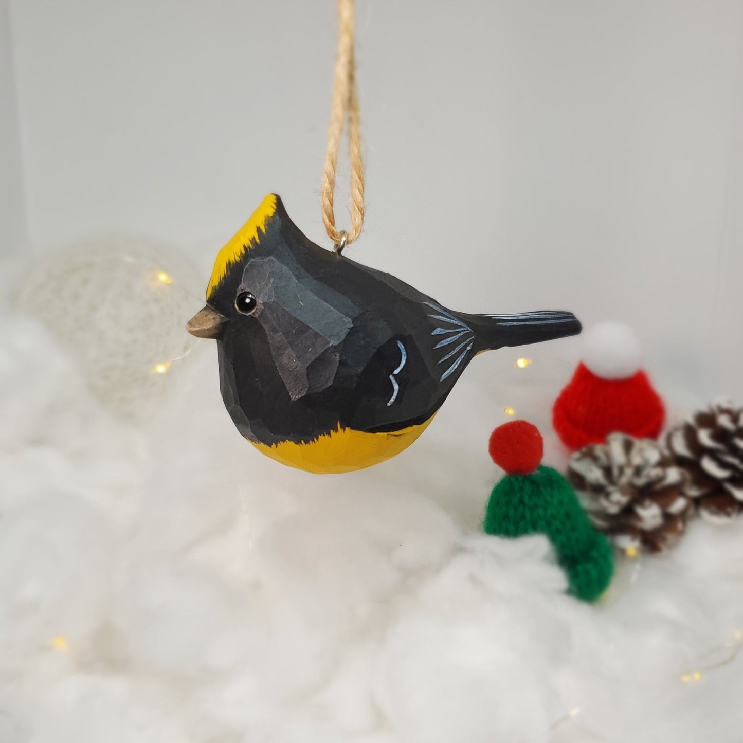 Sultan tit Bird Hanging Ornaments - Wooden Islands